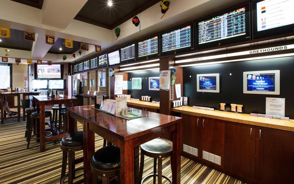 Nightcap At Federal Hotel Toowoomba Exterior foto